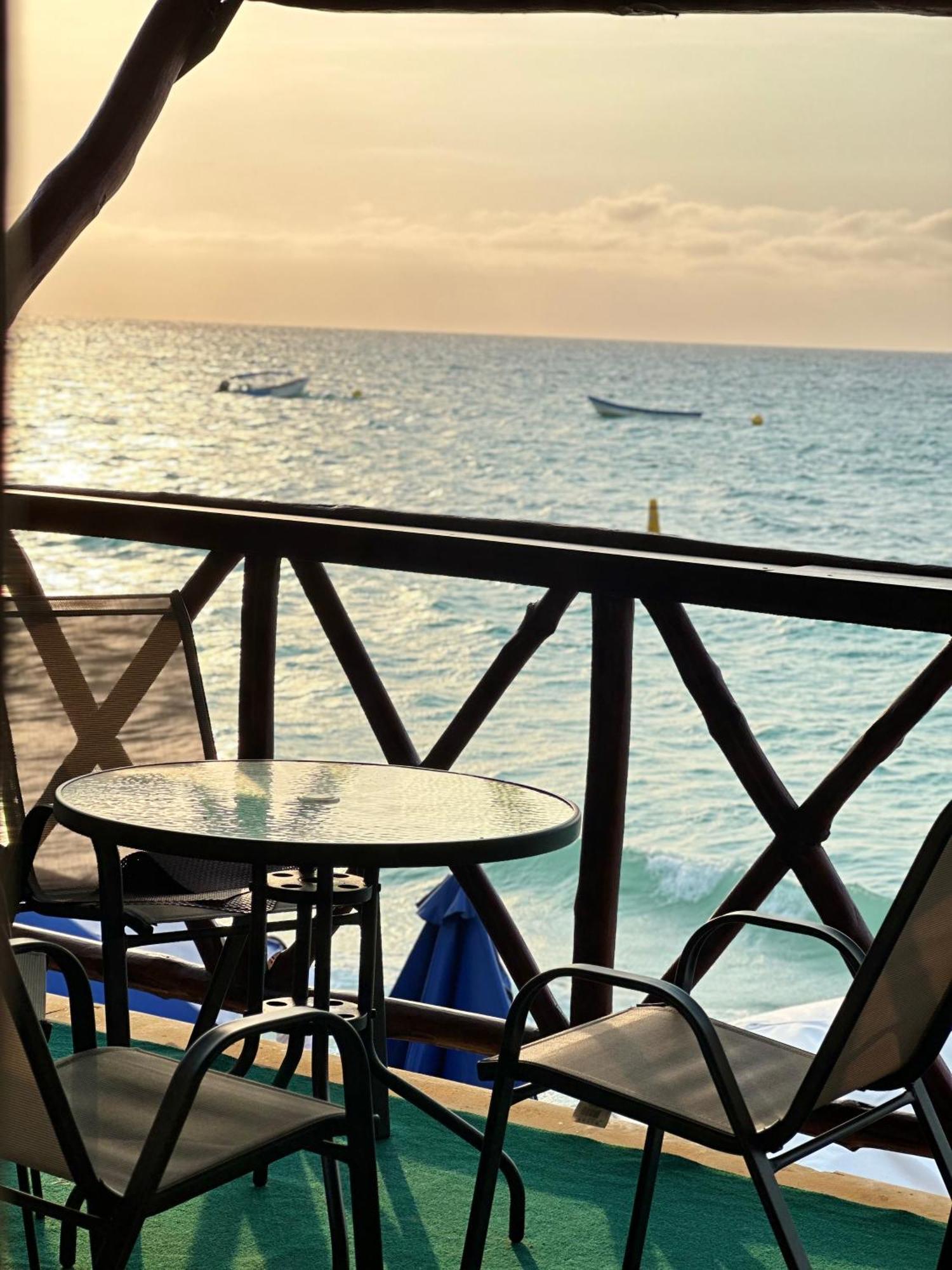 Mandala Beach Club 布兰卡滩 外观 照片
